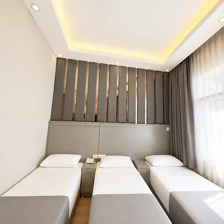 Crowned Boutique Hotel