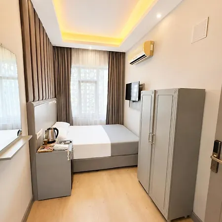 Hotel Crowned Boutique